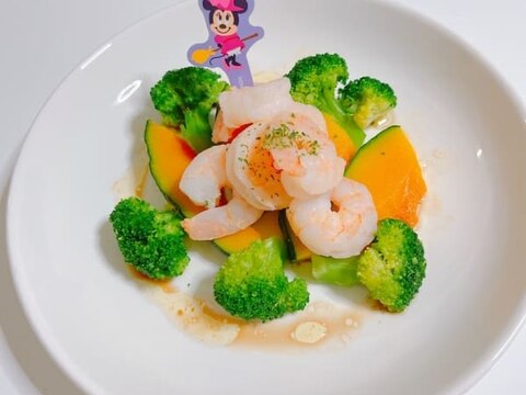 《バルサミコ酢ドレッシング》でエビと温野菜